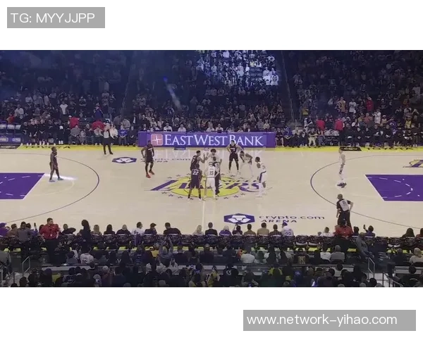 2020年10月12日湖人对阵热火精彩直播回顾与赛后分析 2020年10月12日湖人对阵热火精彩直播回顾与赛后分析