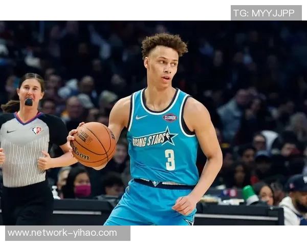 戴森丹尼尔斯:新星崛起的篮球天才与未来潜力解析 戴森丹尼尔斯:新星崛起的篮球天才与未来潜力解析